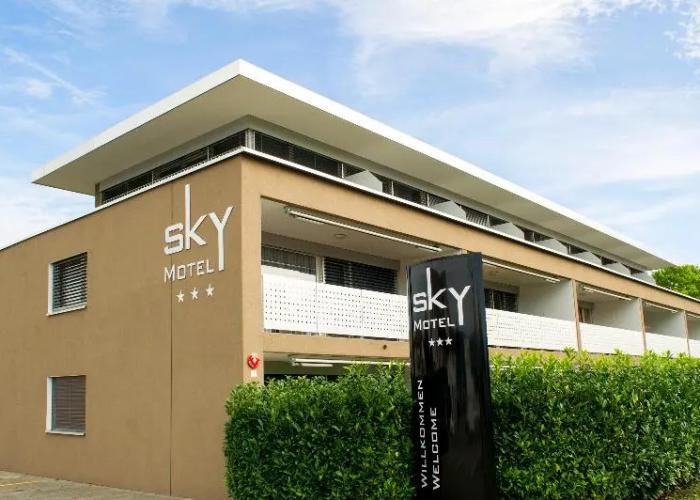 Sky Motel