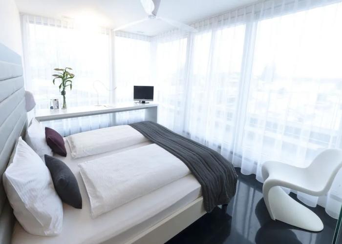 Sky Motel