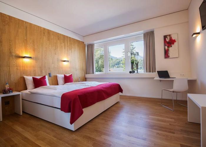 Hotel Rhy