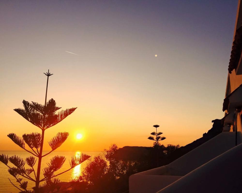 фото Sunset Hotel