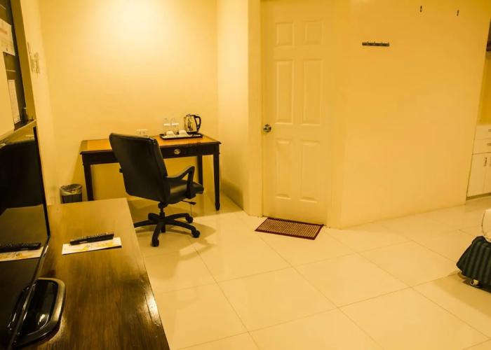 Dreamwave Hotel Lemery