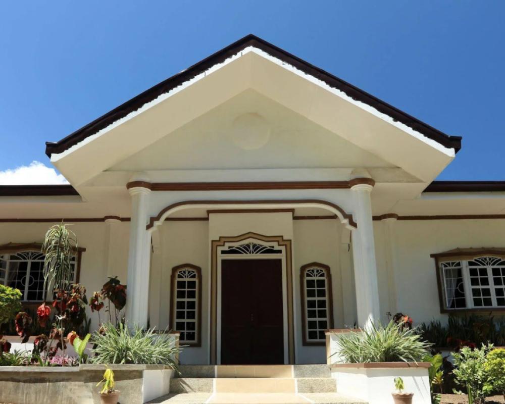 Guindulman Bay Tourist Inn