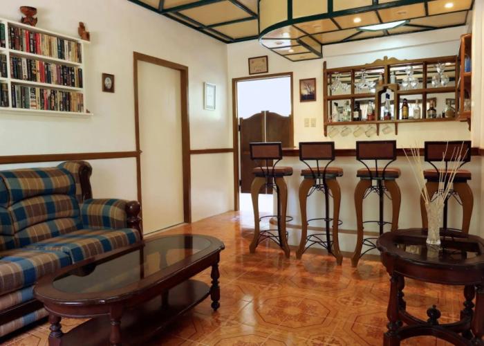 Guindulman Bay Tourist Inn