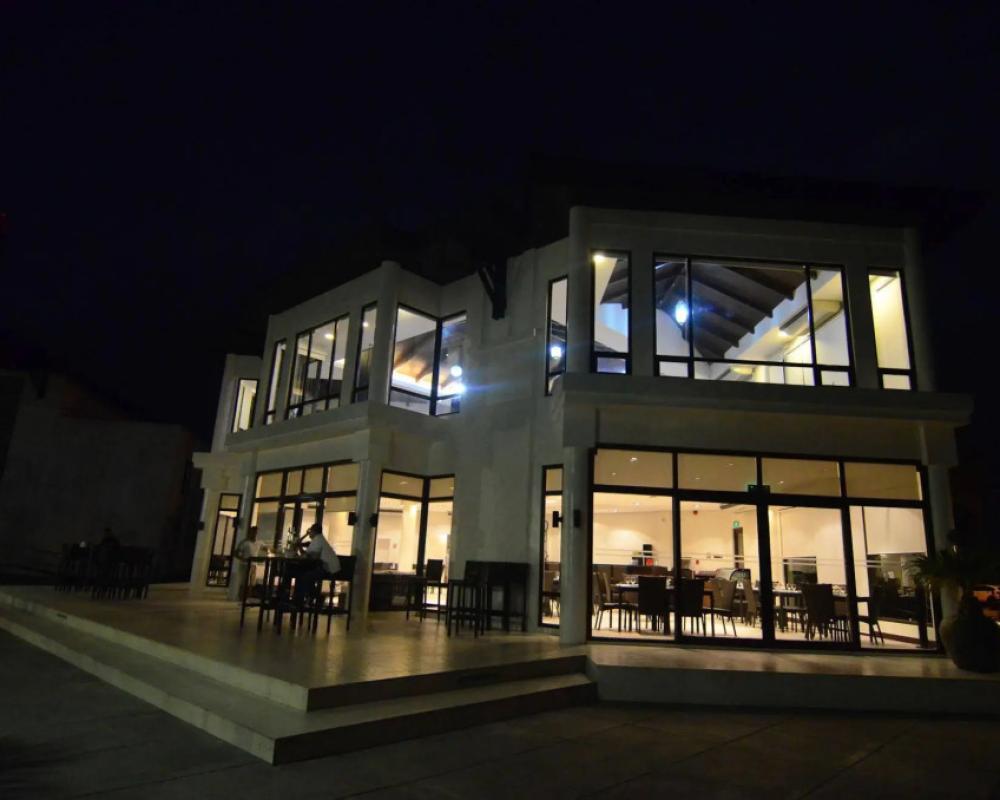 Hotel Kamana Sanctuary Resort and Spa