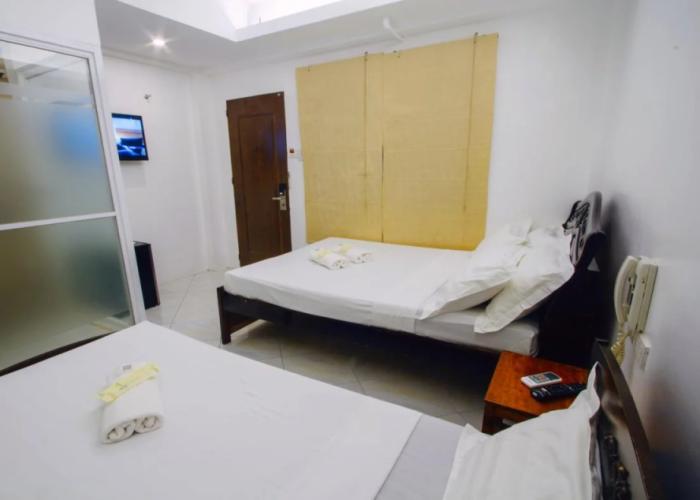 JJ Midcity Inn