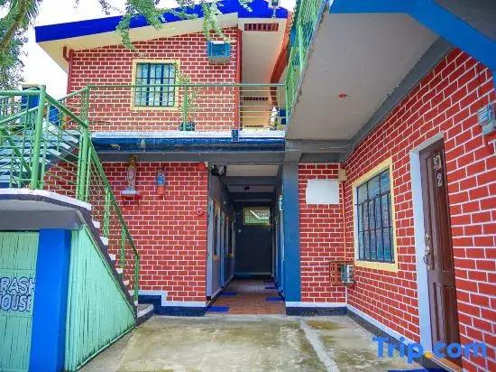 Dmi Hotels and Apartments, Tabaco City Albay by RedDoorz