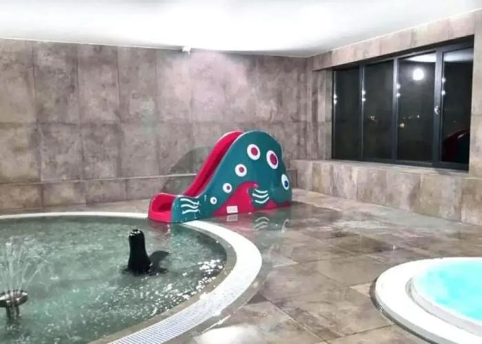 Apartment With Swimming Pool and Sauna, Dziwnow