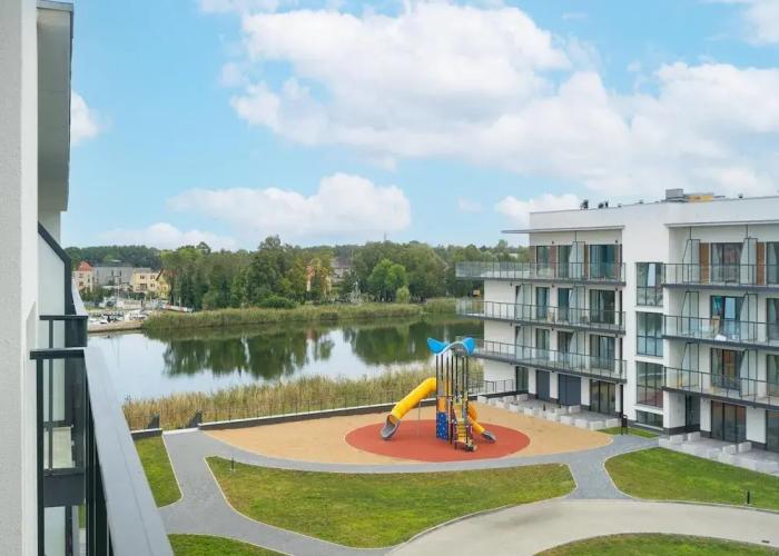 Apartment With Beautiful View, Dziwnow