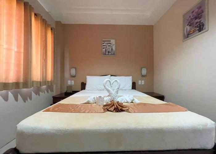 Argao Seabreeze Hotel powered by Cocotel