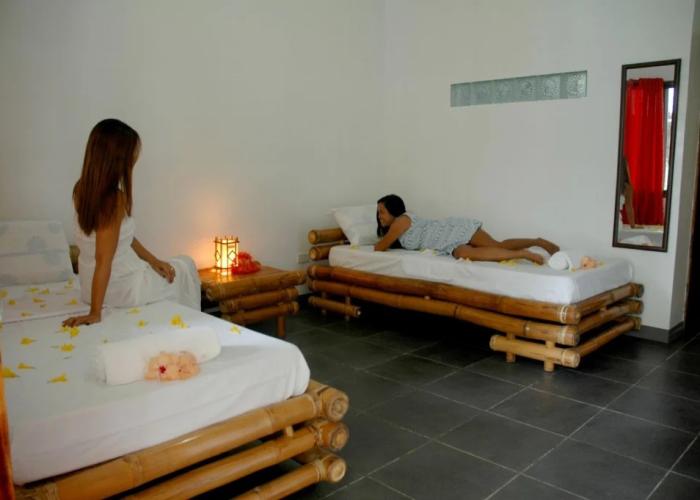 Neptune Diving Resort Santander