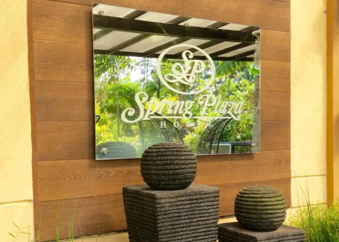 Spring Plaza Hotel