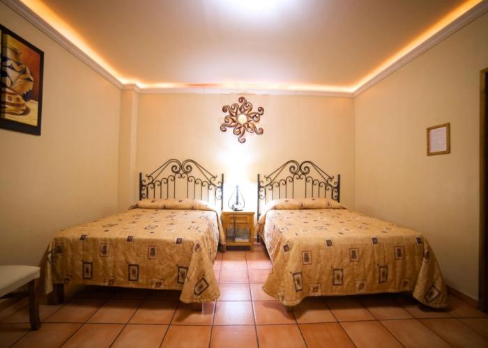 Hotel Hacienda del Sol