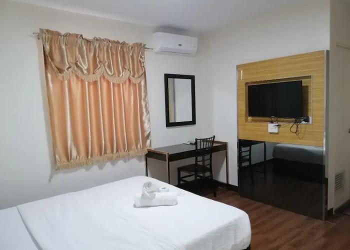 Meaco Royal Hotel-Binan