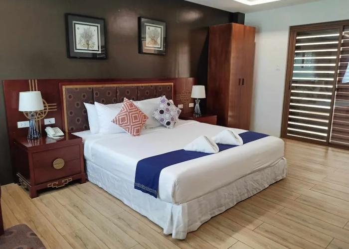 Marand Beach Resort