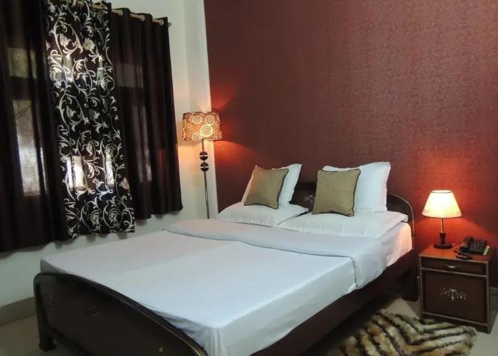 Hotel Mandakini