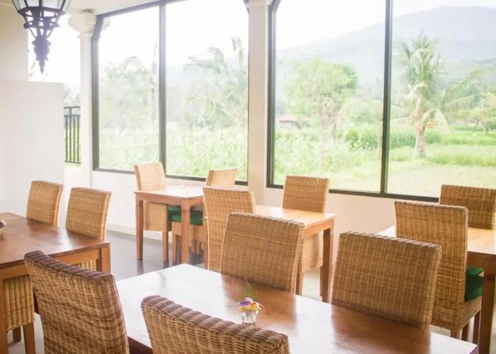 dSawah Amed Homestay & Warung