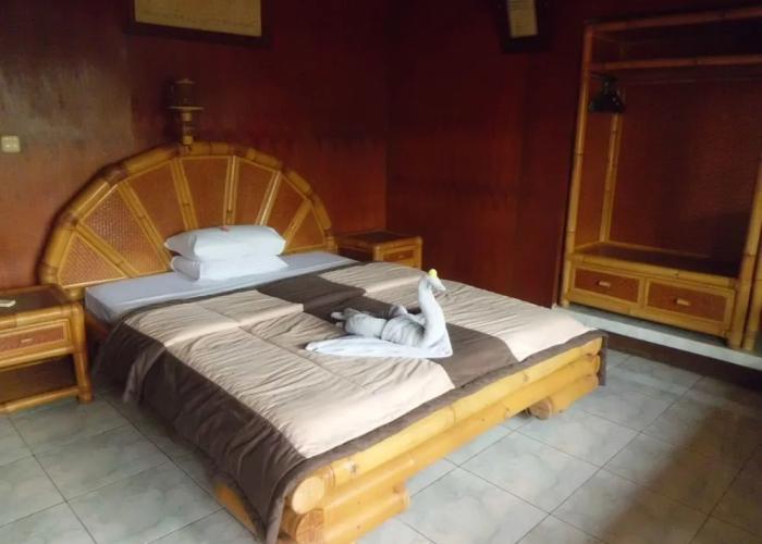 Amed Cafe & Hotel Kebun Wayan