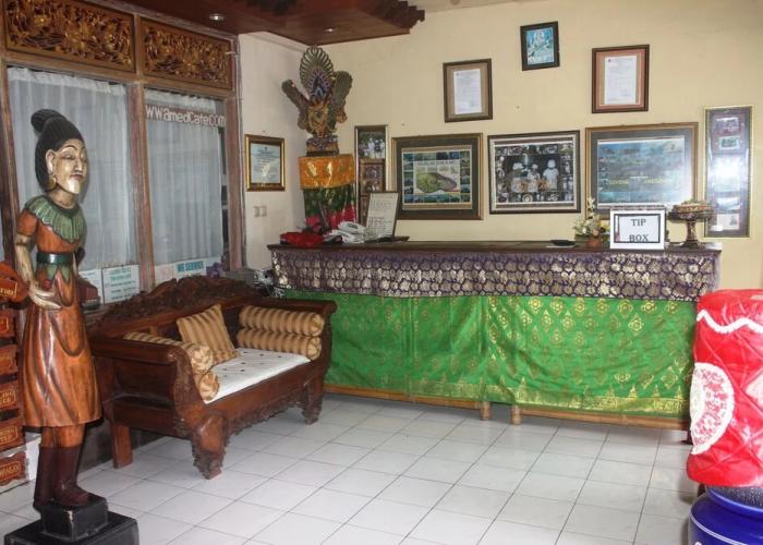 Amed Cafe & Hotel Kebun Wayan
