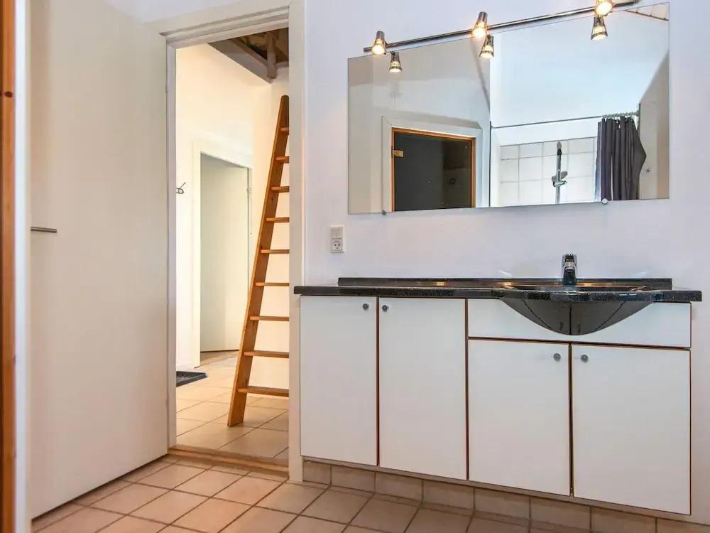 8 Person Holiday Home in Ulfborg-by Traum