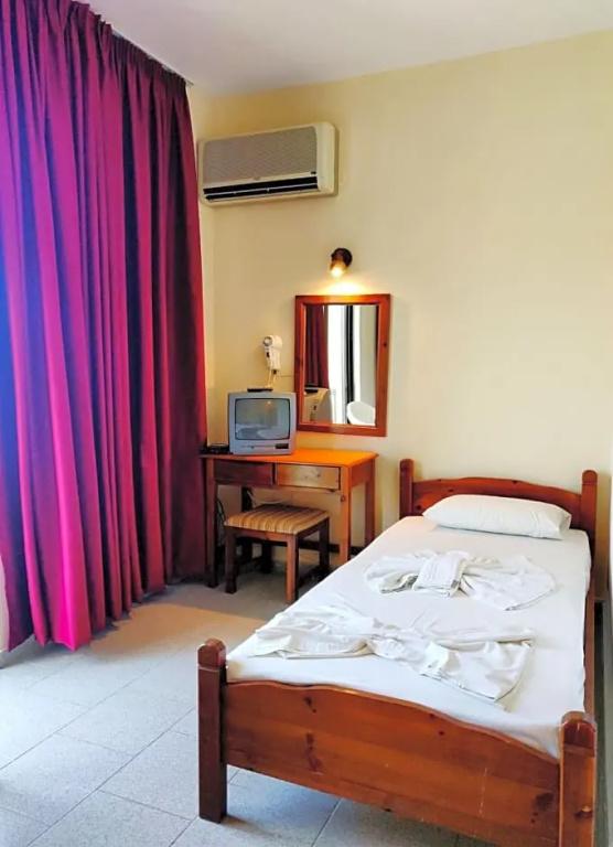 фото Titania Hotel