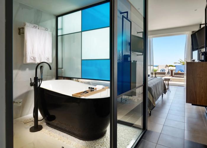 Hotel Blue Dream Palace Tripiti Resort