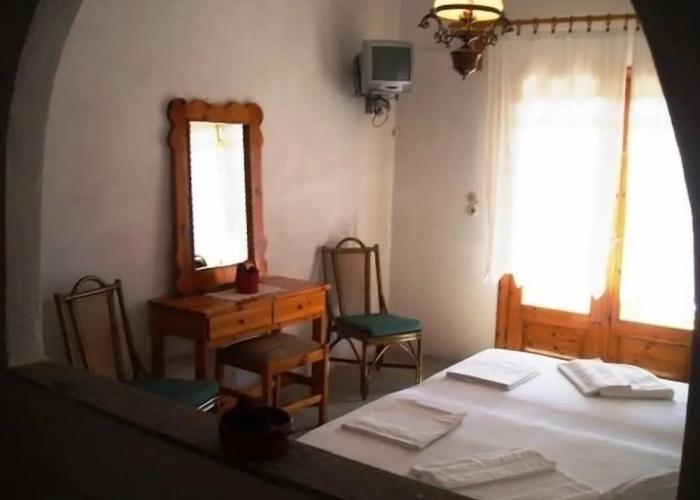 Pantheon Studios Apartments