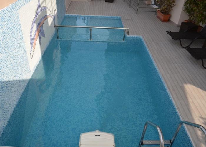 Grand Villas Apartments & Studios