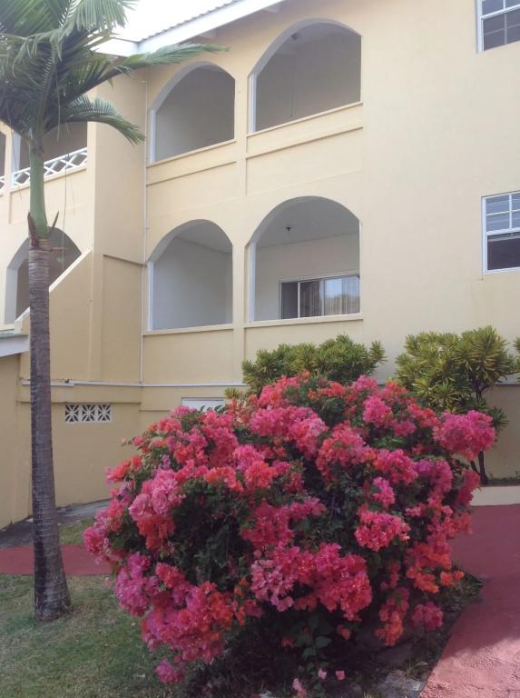 фото Wave Crest Suites