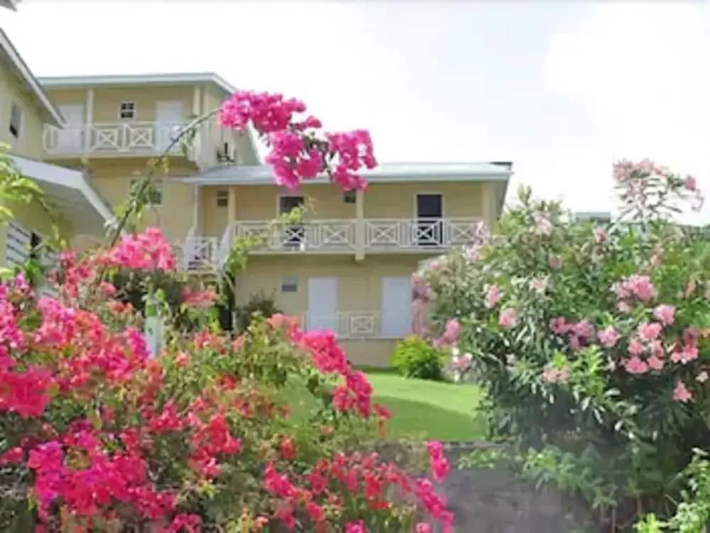 фото Wave Crest Suites