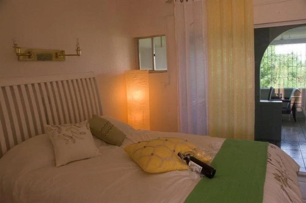 фото Wave Crest Suites