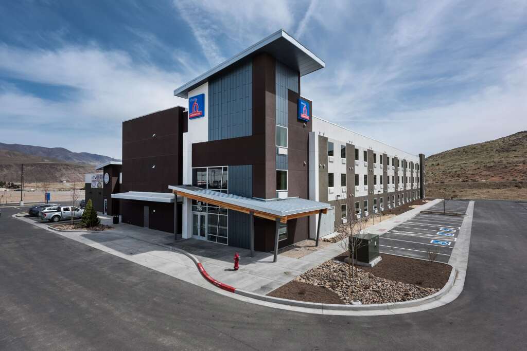 Studio 6 Mccarran, NV - Sparks - Tahoe - Reno Industrial Center