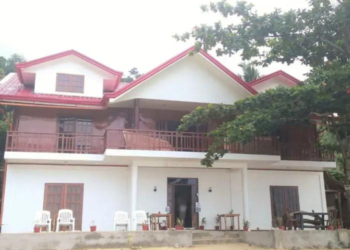Victoria Beach House
