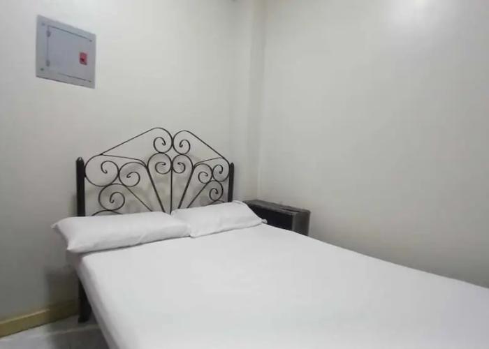 OYO 1066 Dorotello Apartelle