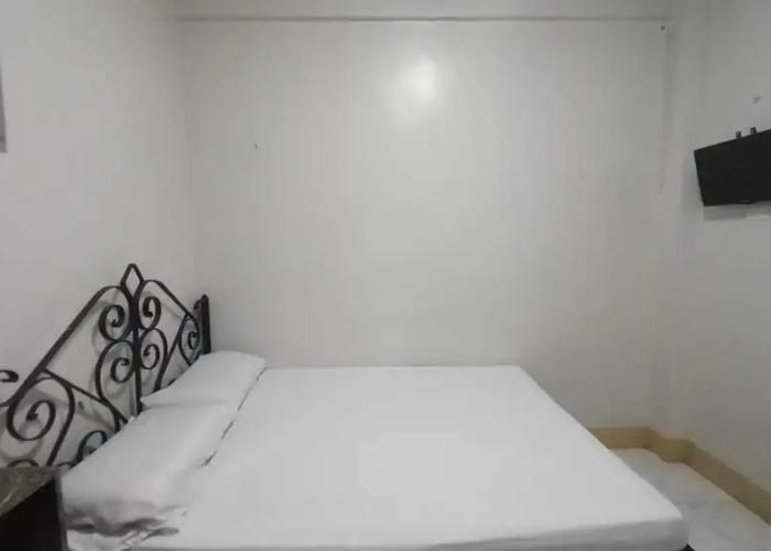 OYO 1066 Dorotello Apartelle