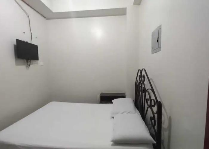 OYO 1066 Dorotello Apartelle