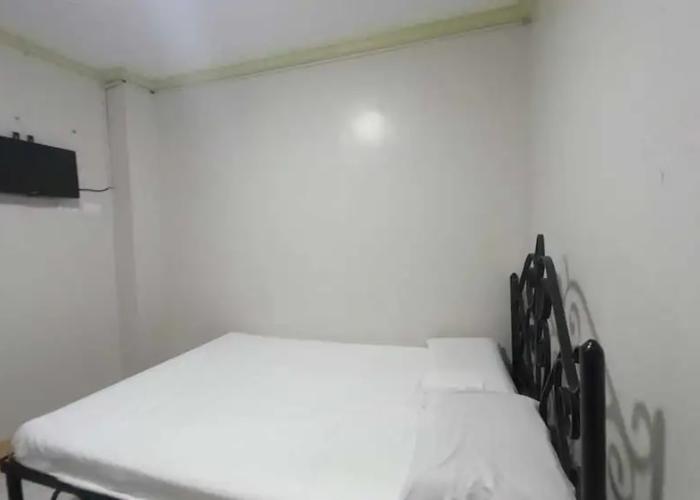OYO 1066 Dorotello Apartelle