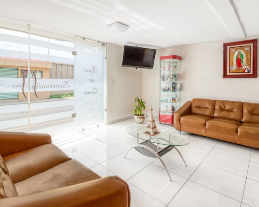 OYO Hotel Familiar Tollan