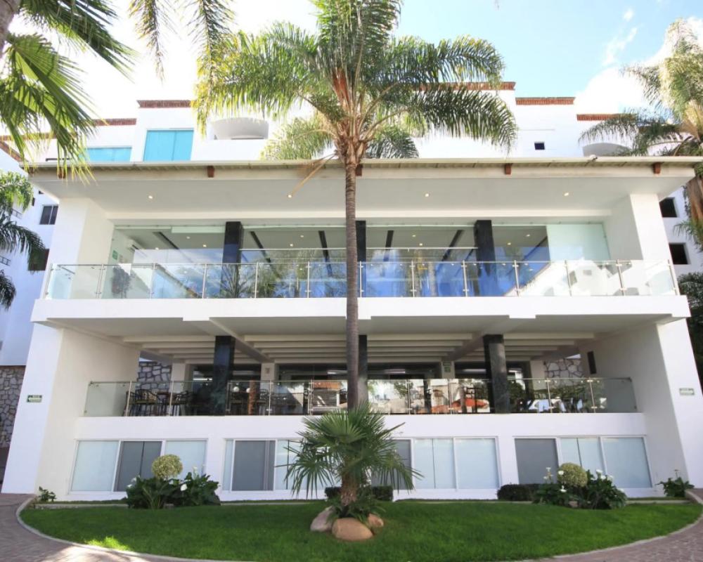 Gran Plaza Hotel & Convention Center