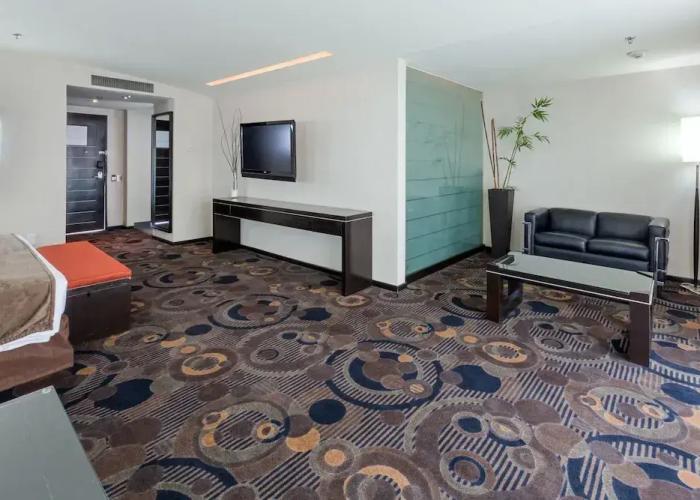 Crowne Plaza Toluca-Lancaster