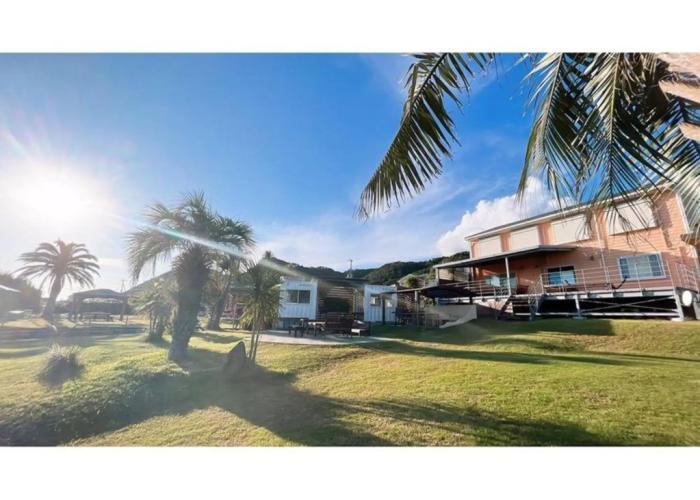 Pension & Condominium Palm Village