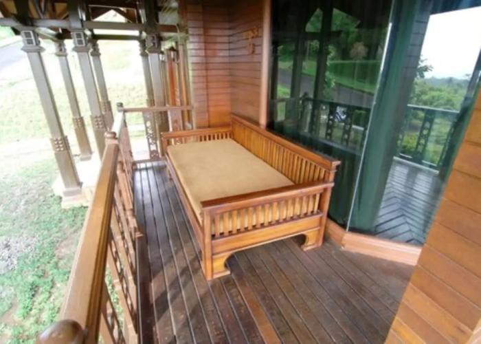 Villa ChavaMinerva Kayu - Ciater