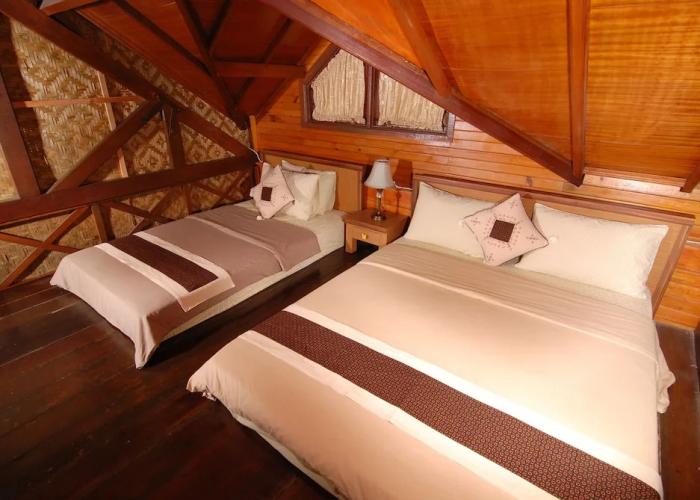 Villa ChavaMinerva Kayu - Ciater