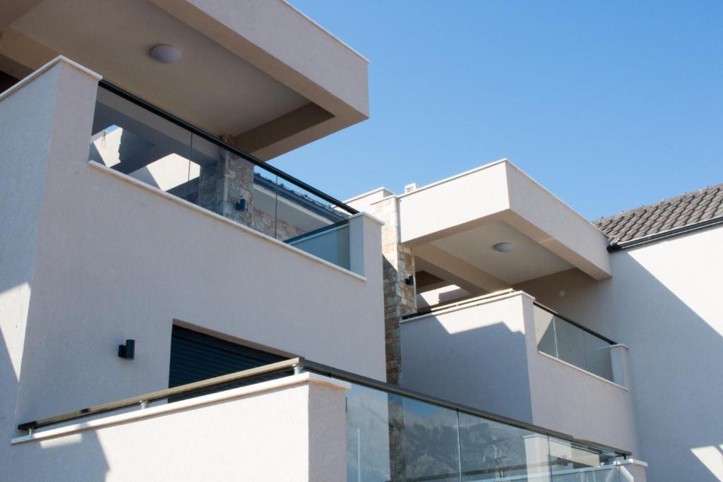 Bella Vista Luxury Apartments