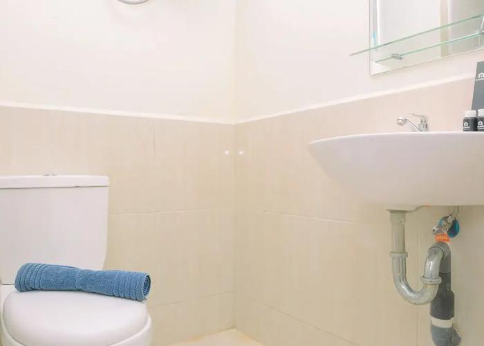 Comfortable 2BR at Meikarta Apartment
