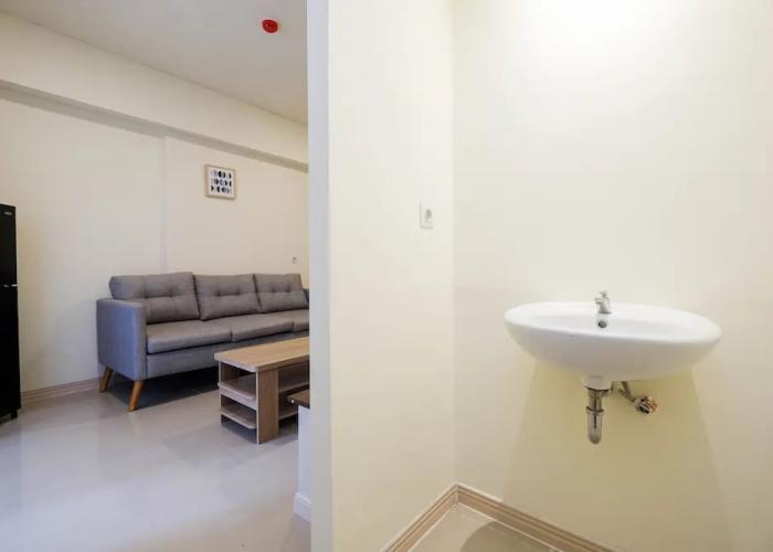 Cozy 2Br At Meikarta Apartment