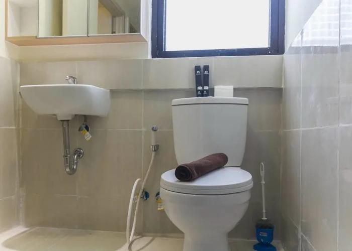 Luxurious 2Br At Meikarta Apartment