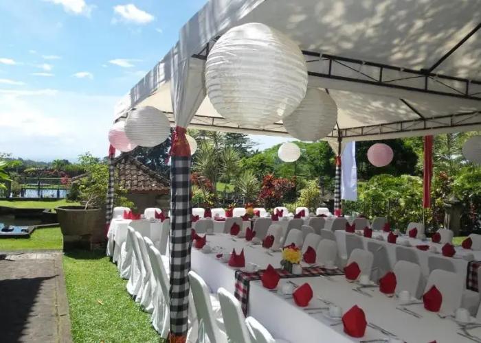 Tirta Ayu Hotel & Restaurant