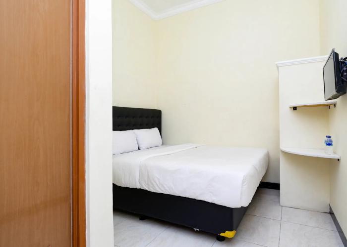 Super OYO Capital O 2258 Santana Syariah Guest House