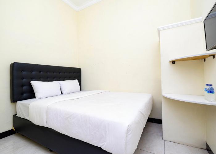 Super OYO Capital O 2258 Santana Syariah Guest House