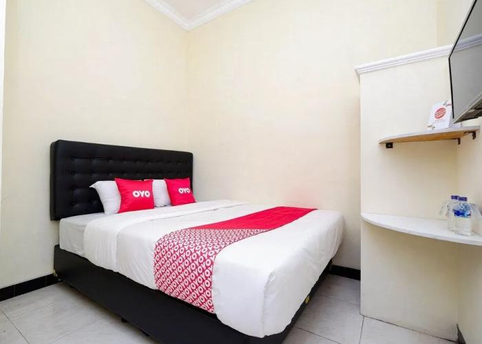Oyo 2258 Santana Guest House